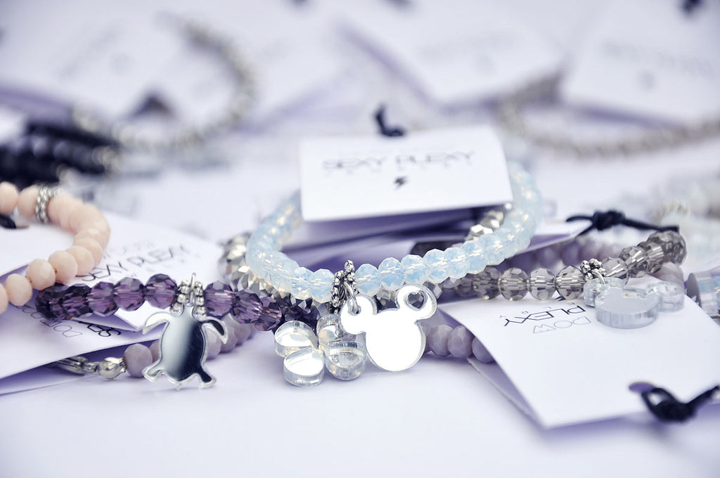 Glasperlenarmband / Staklene-Perlmutt