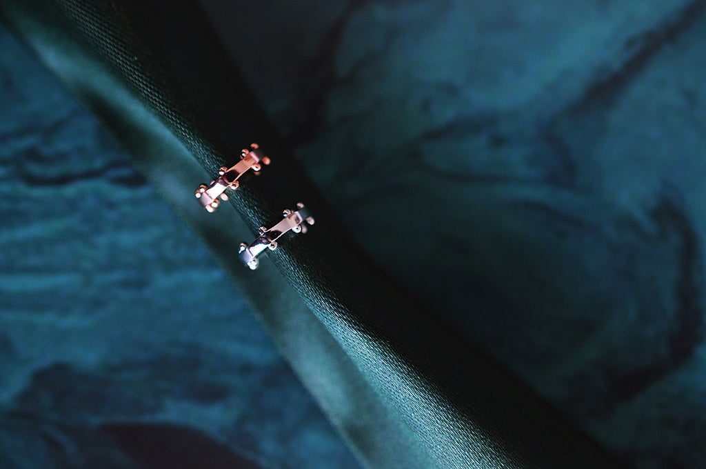 ROCK STUD Manschettenohrring / ROCK STUD Manschette naušnica 