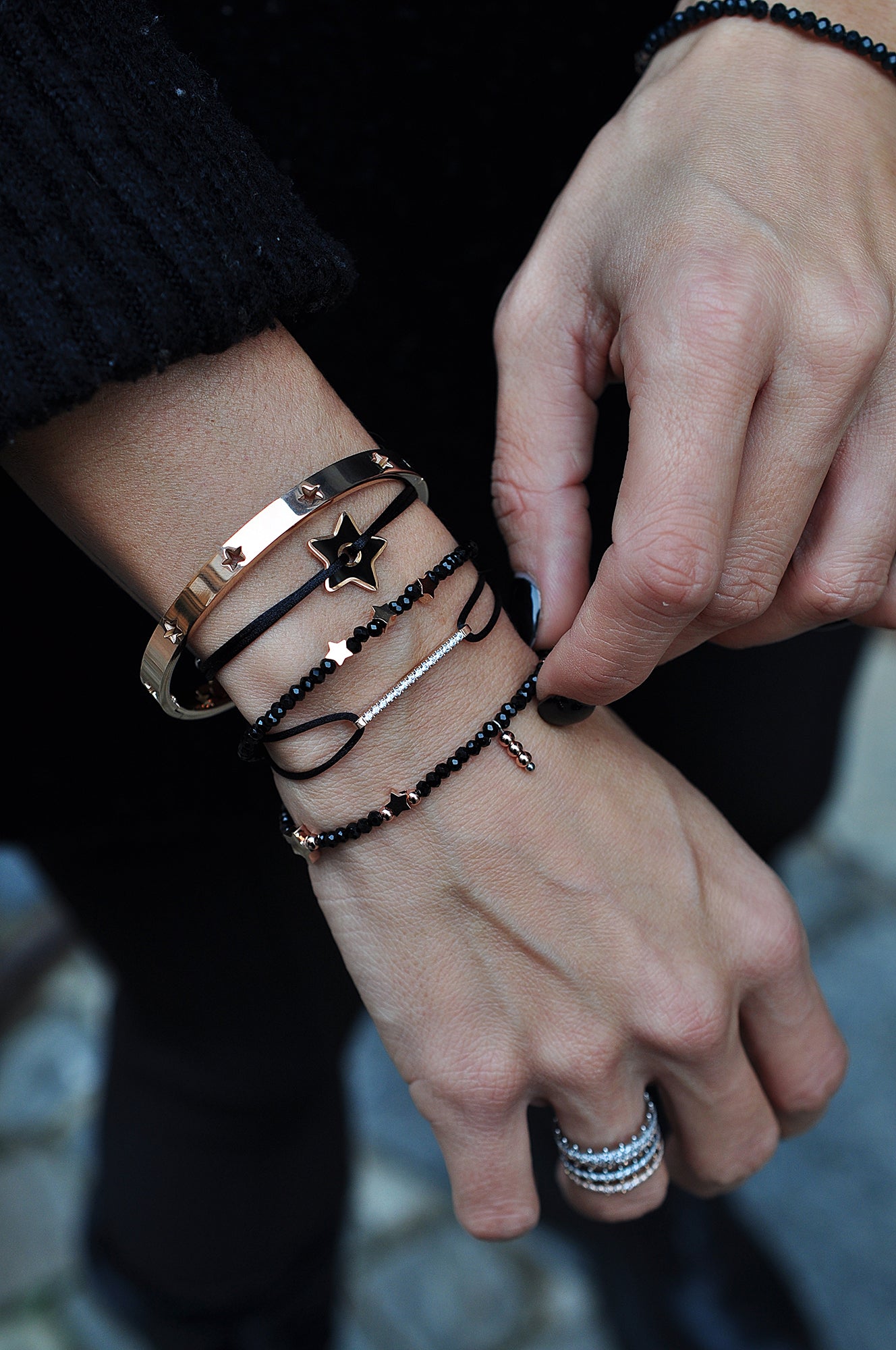 BLACK STAR silk string bracelet