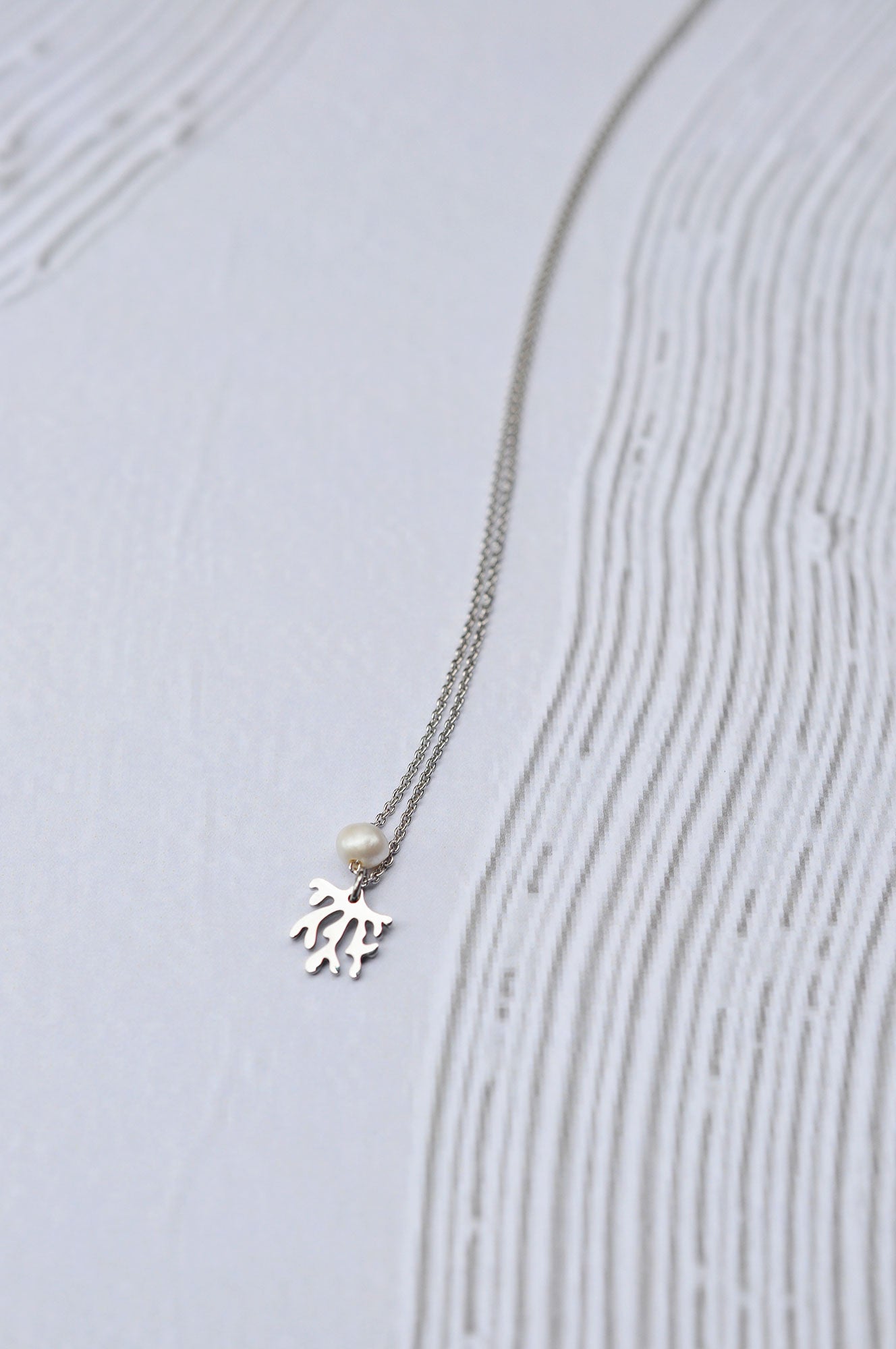 AMALFI CORAL necklace