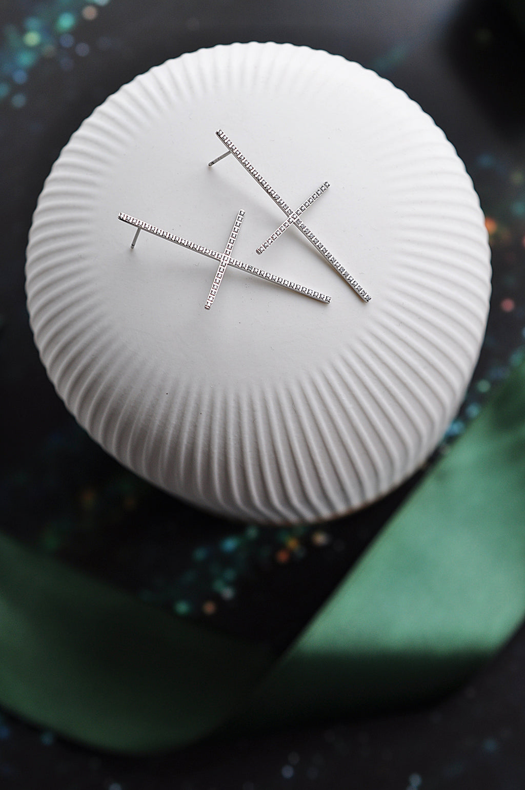 ROCK'N'DOLL svetleči uhani / ROCK'N'DOLL sparkle naušnice 