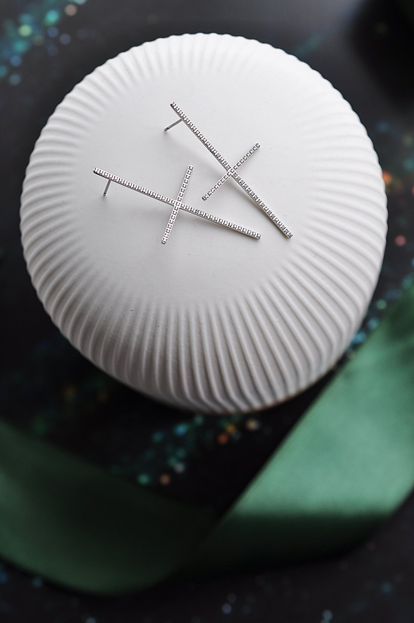 ROCK'N'DOLL svetleči uhani / ROCK'N'DOLL sparkle naušnice 