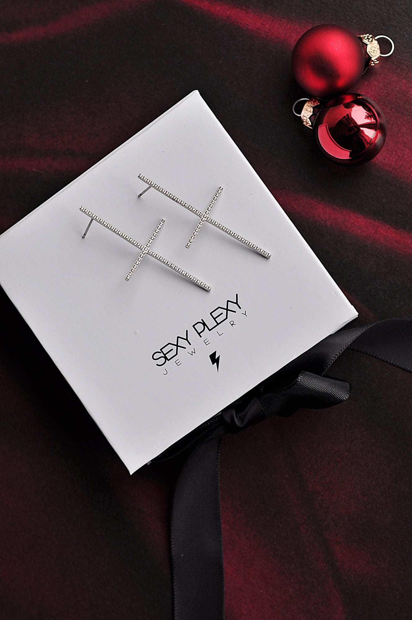 ROCK'N'DOLL svetleči uhani / ROCK'N'DOLL sparkle naušnice 