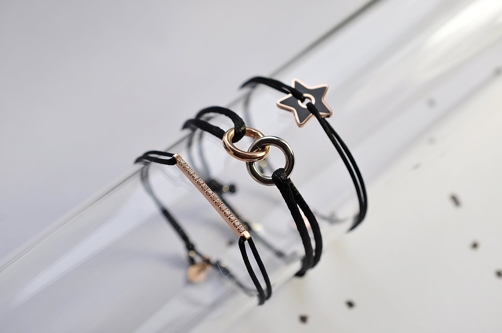 BLACK STAR silk string bracelet