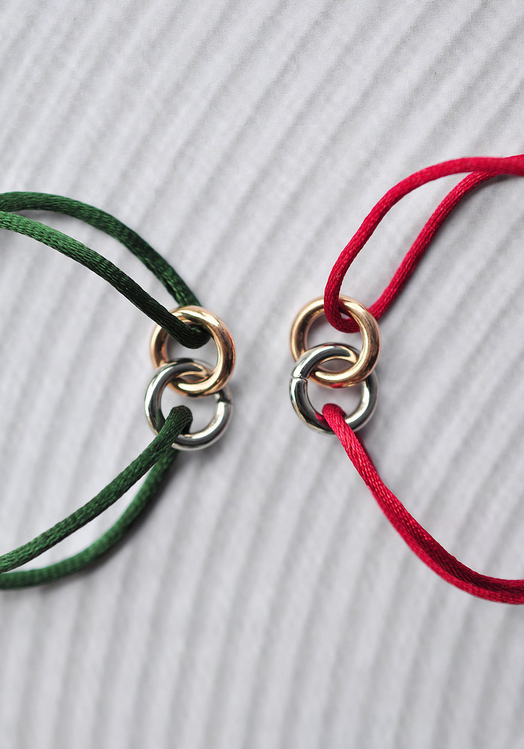 FOREVER svilena zapestnica / FOREVER silk bracelet 