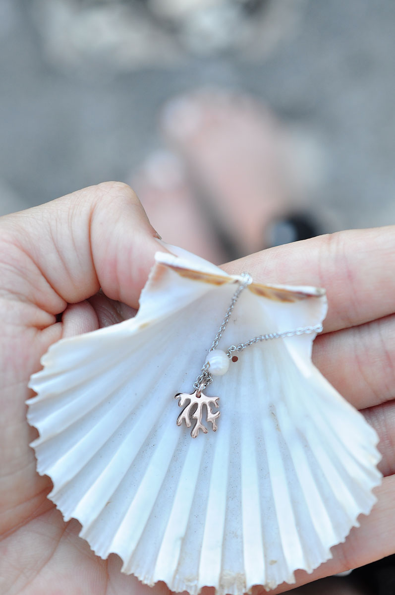 AMALFI CORAL necklace