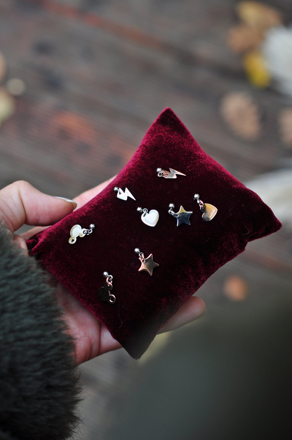 MOONCHILD Dot earring