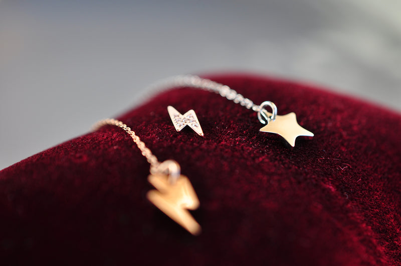 MOONCHILD Thunder & star chain earrings