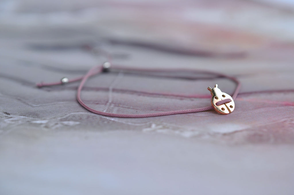 Posrebrena zapestnica PIKAPOLONICA / Posrebrena narukvica BUBAMARA 