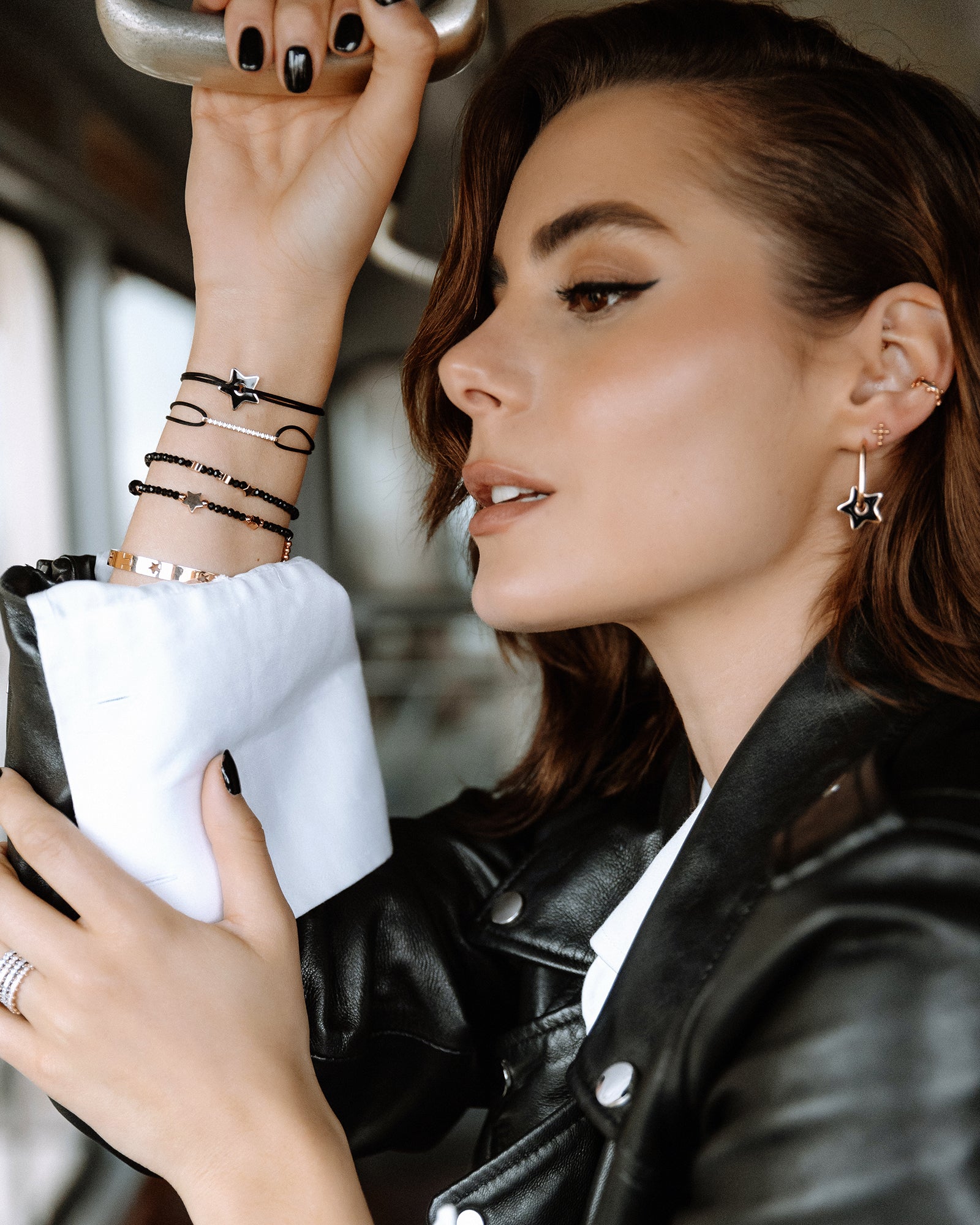 BLACK STAR silk string bracelet