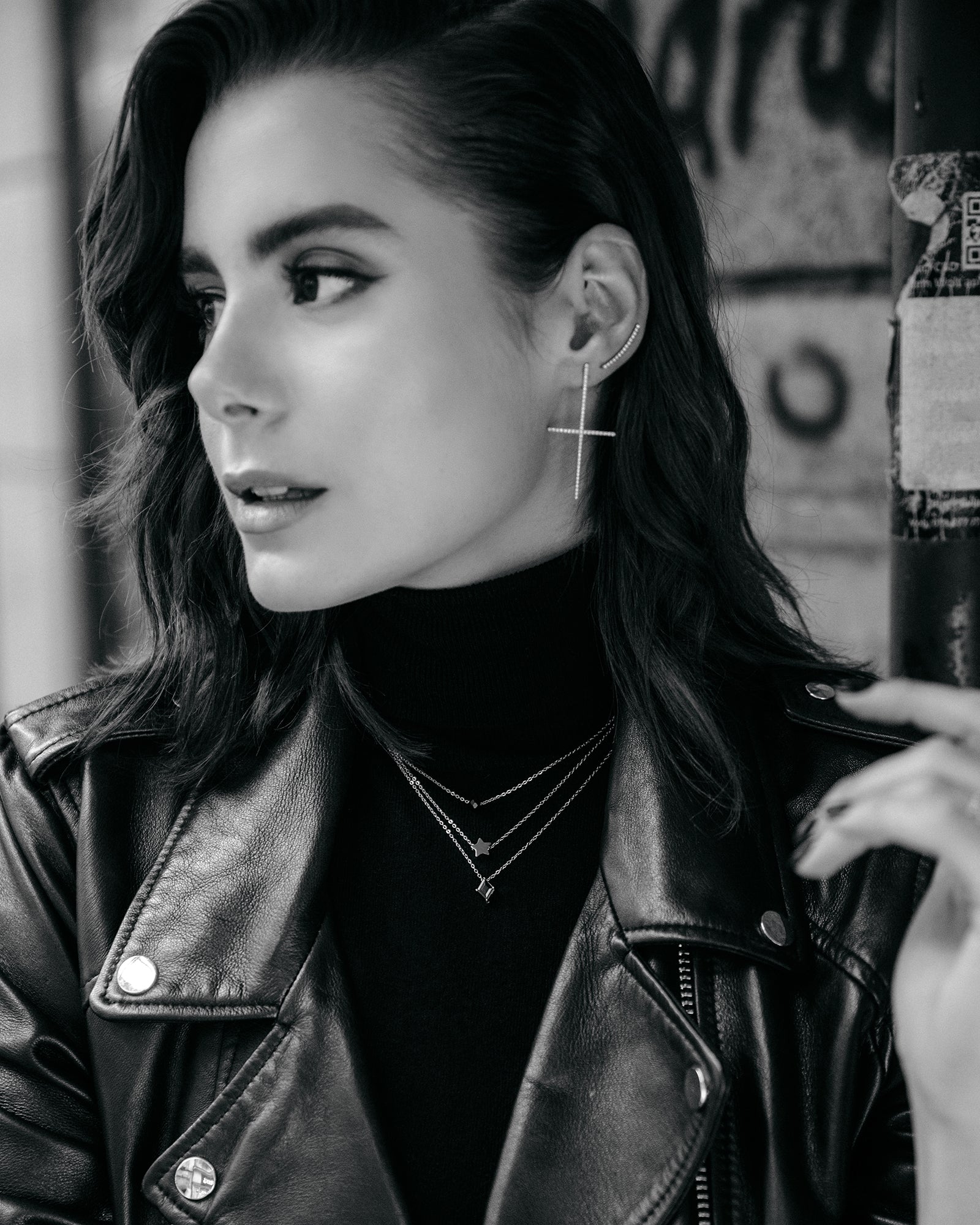 ROCK'N'DOLL svetleči uhani / ROCK'N'DOLL sparkle naušnice 