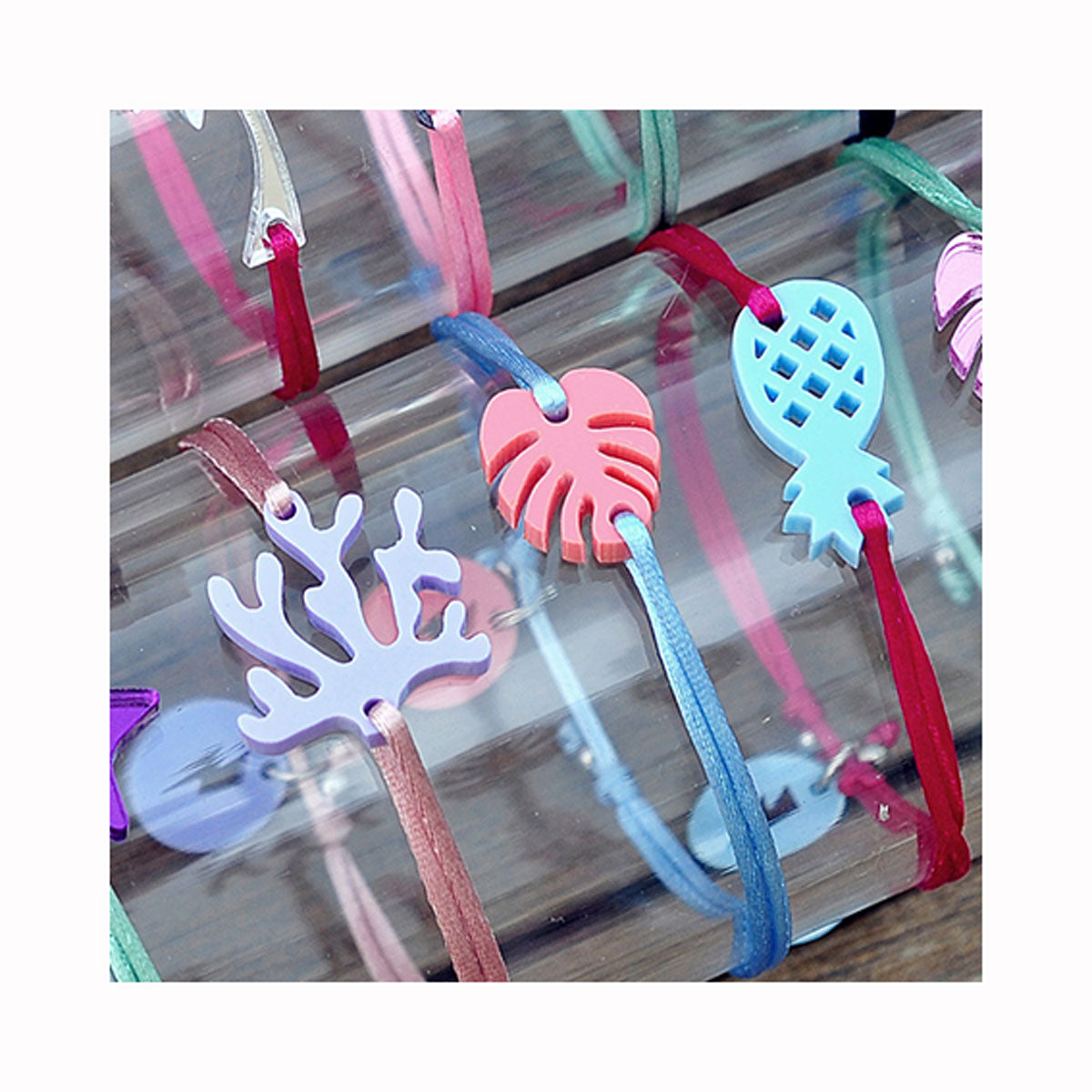 Silk bracelet PINEAPPLE RAINFOREST / Svilena narukvica ANANAS RAINFOREST