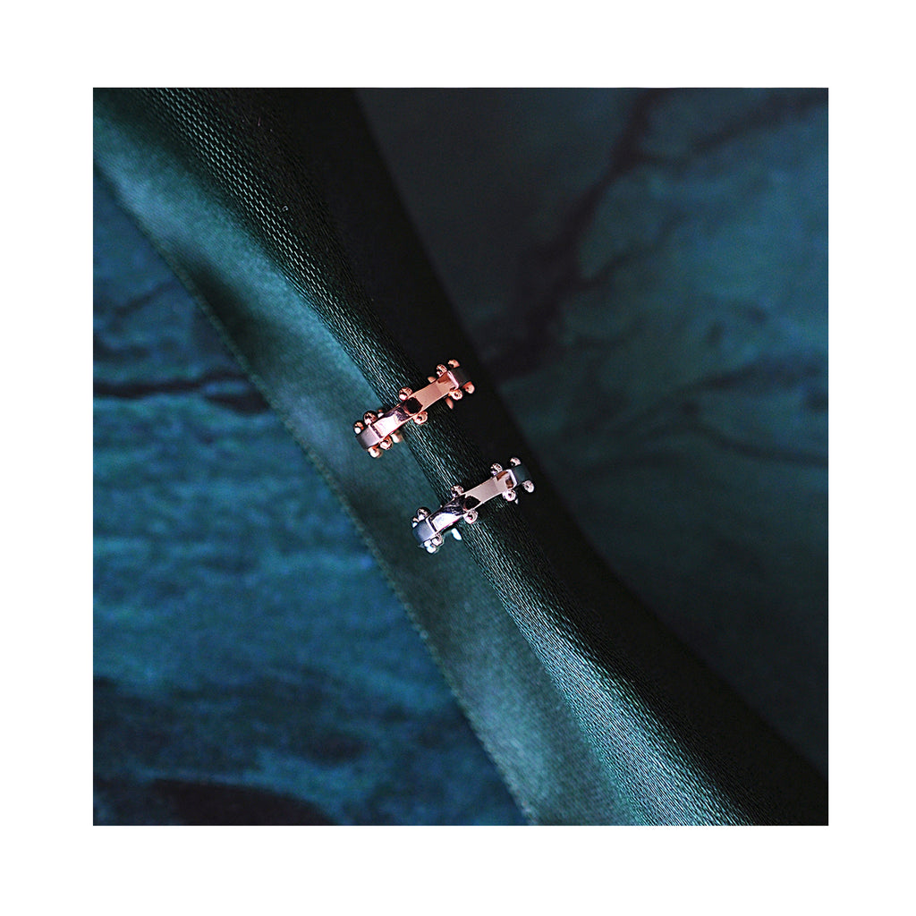 ROCK STUD Manschettenohrring / ROCK STUD Manschette naušnica 